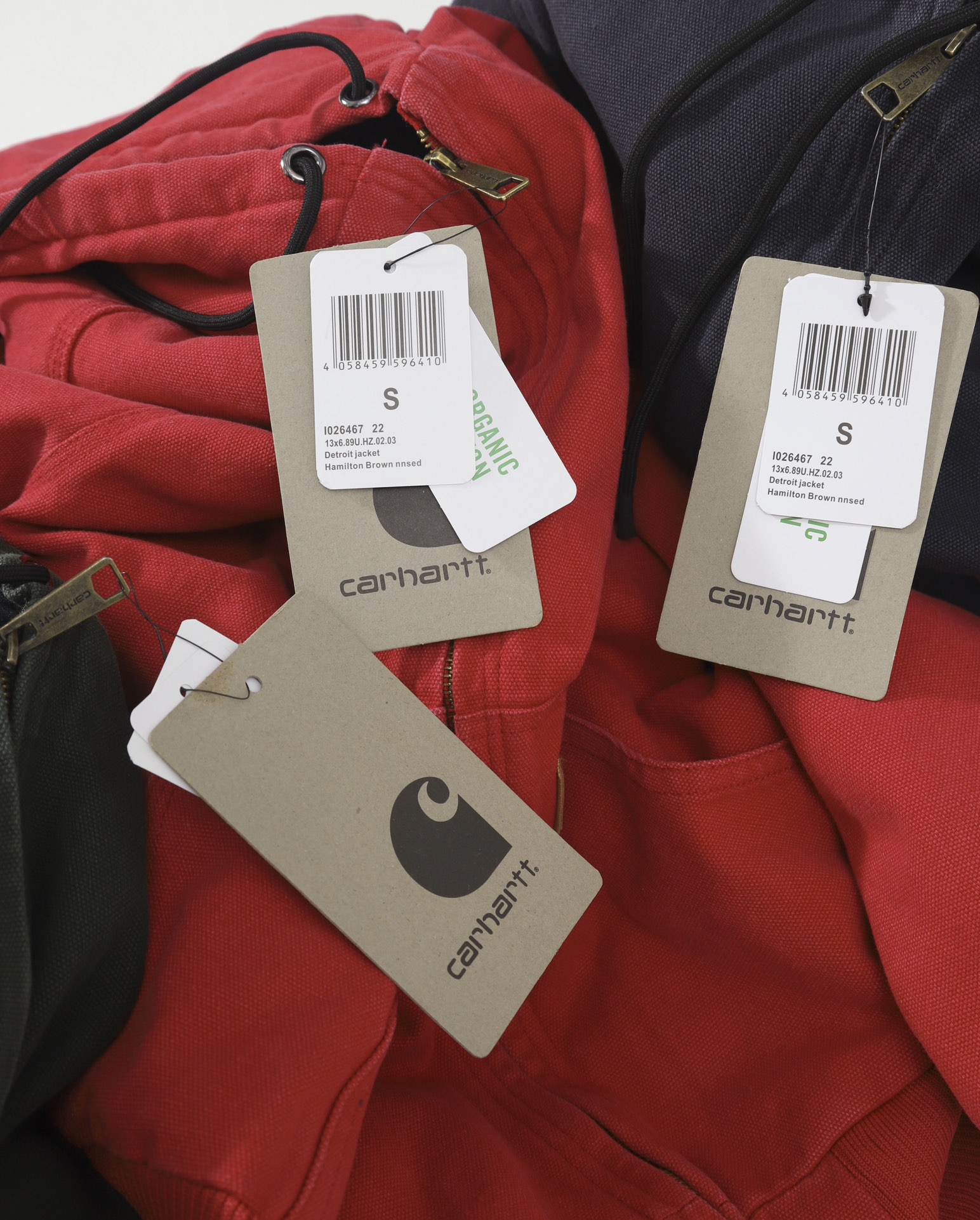 Carhartt J130 Track Jacket（104050）