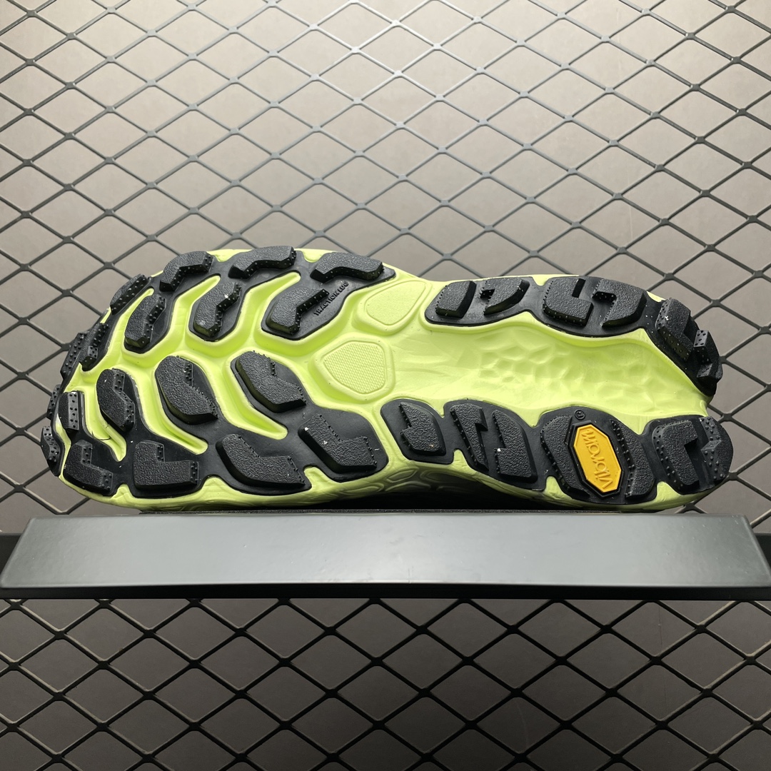 NEW BALANCE  MTMORCA3 OLIVE(MTMORCA3)