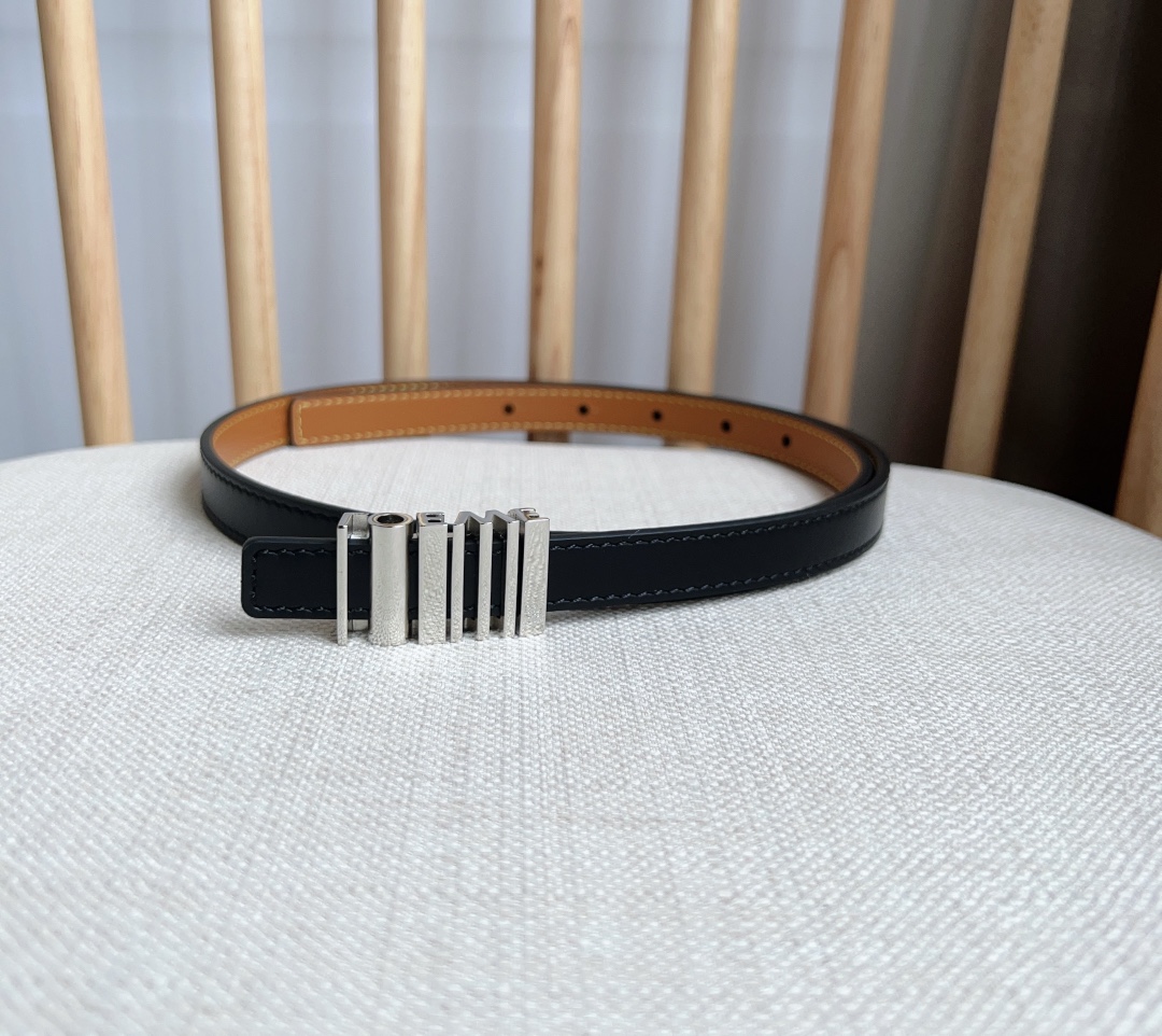 Loewe Solid Color Smooth Buckle Leather Belts（E619Z16X151206）