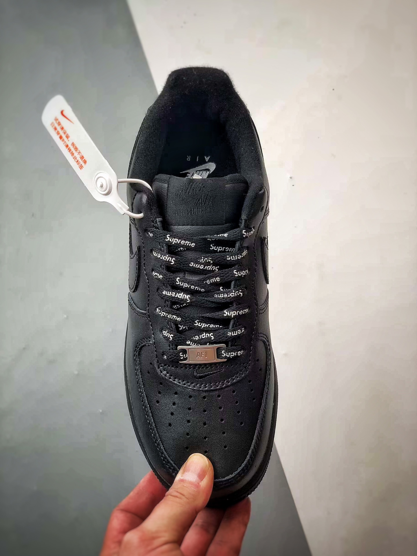 Supreme × Nike Air Force 1 Low "Black" (CU9225-001)