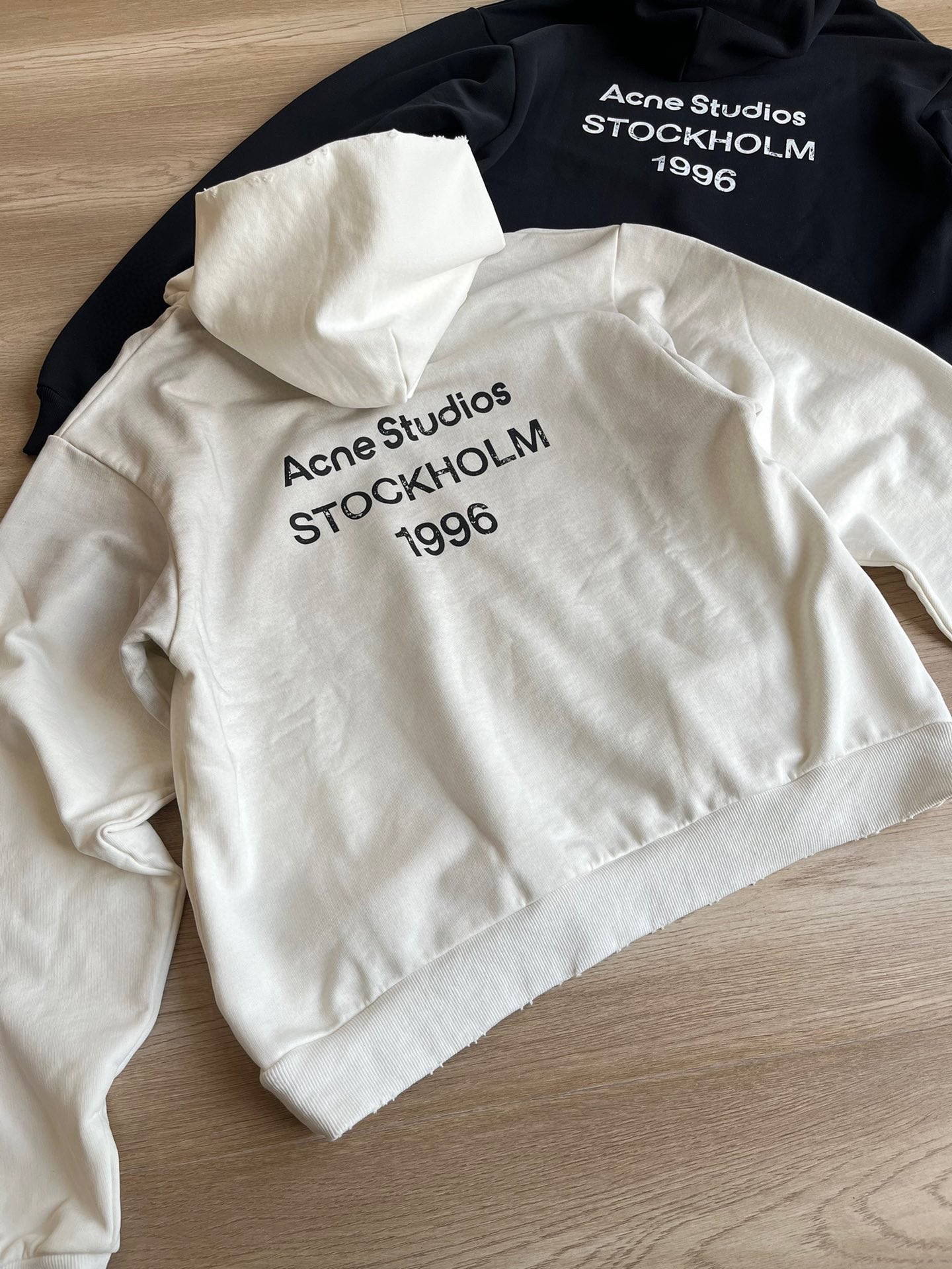 Acne Studios Sweatshirts  Mist (CI0136DC6）