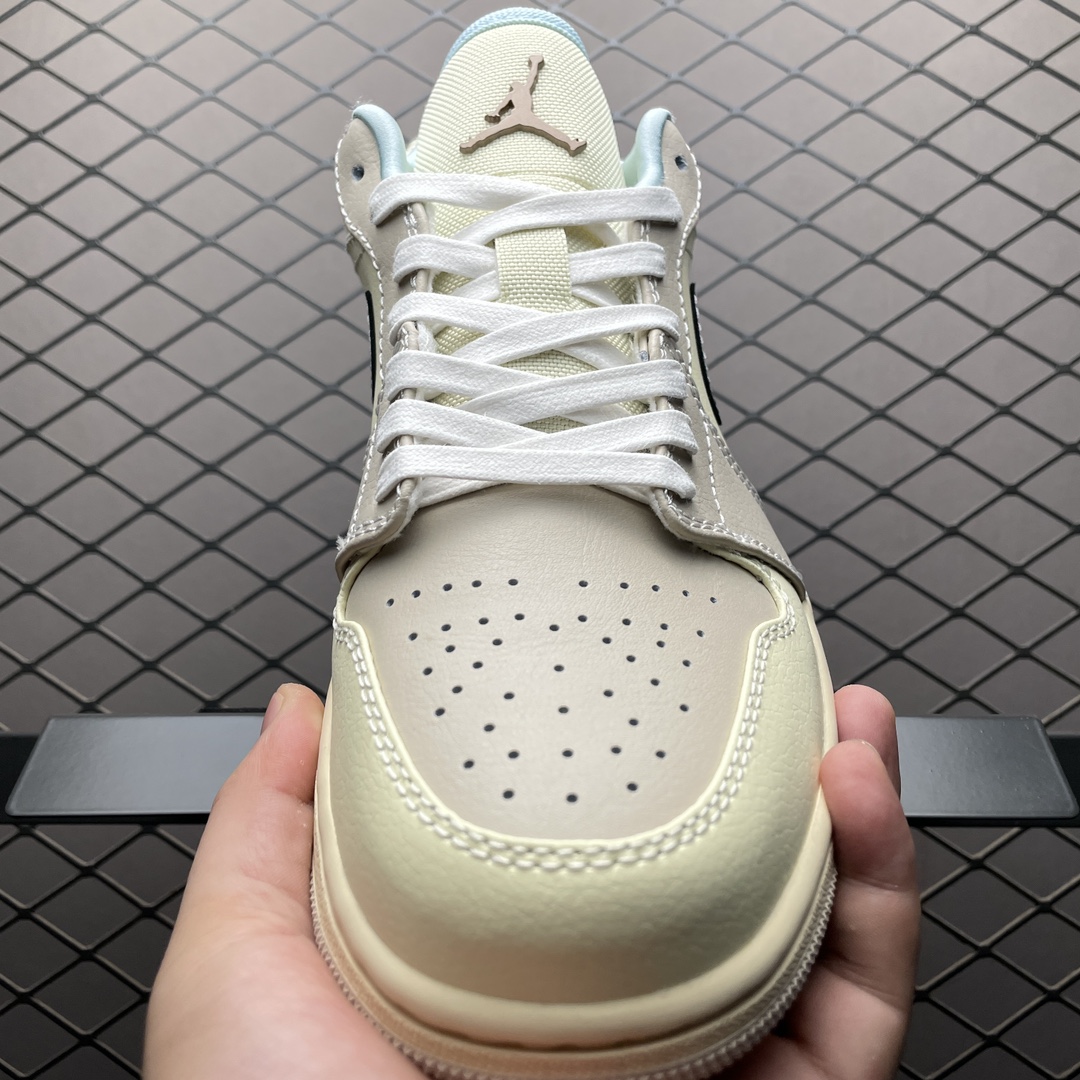 Nike Air Jordan 1 Low "Sanddrift"（HQ3440-101 ）