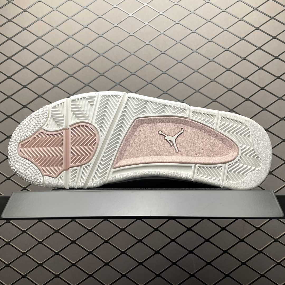 Nike Women's Air Jordan 4 RM "Pink Oxford/Phantom"（FQ7940-600）