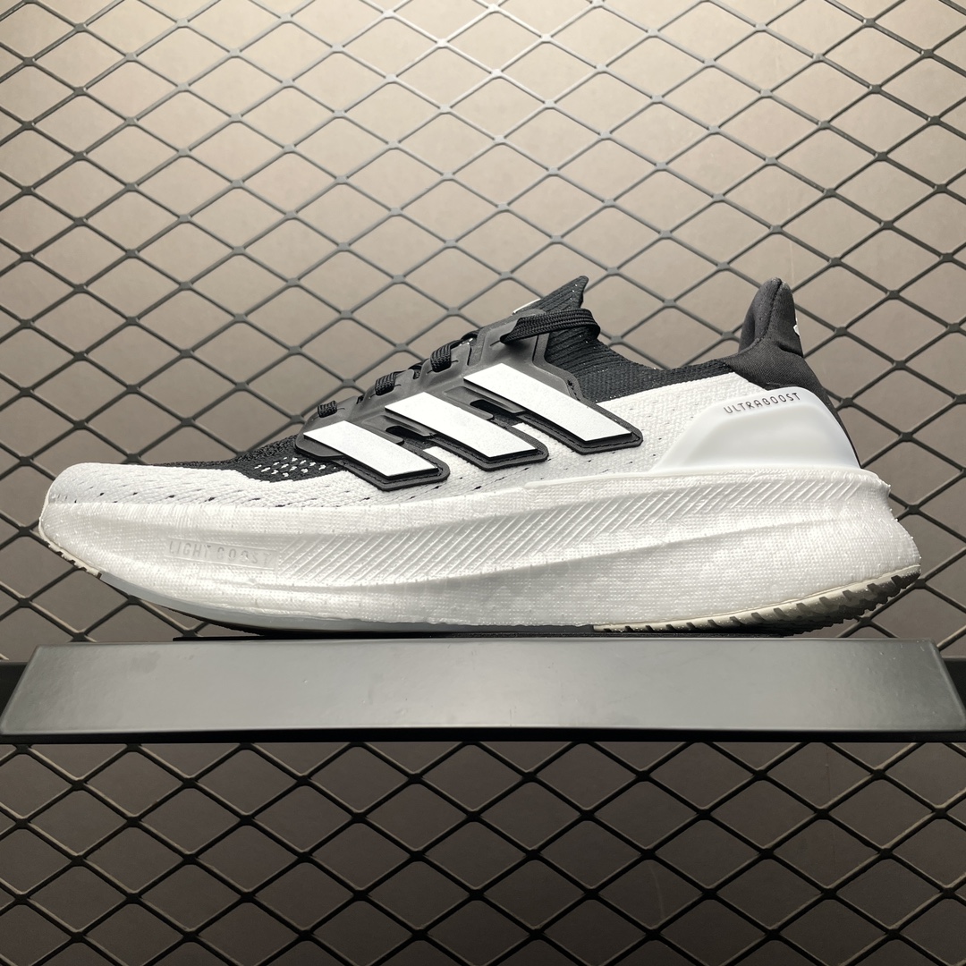 Adidas Ultra Boost 5（IF1480）