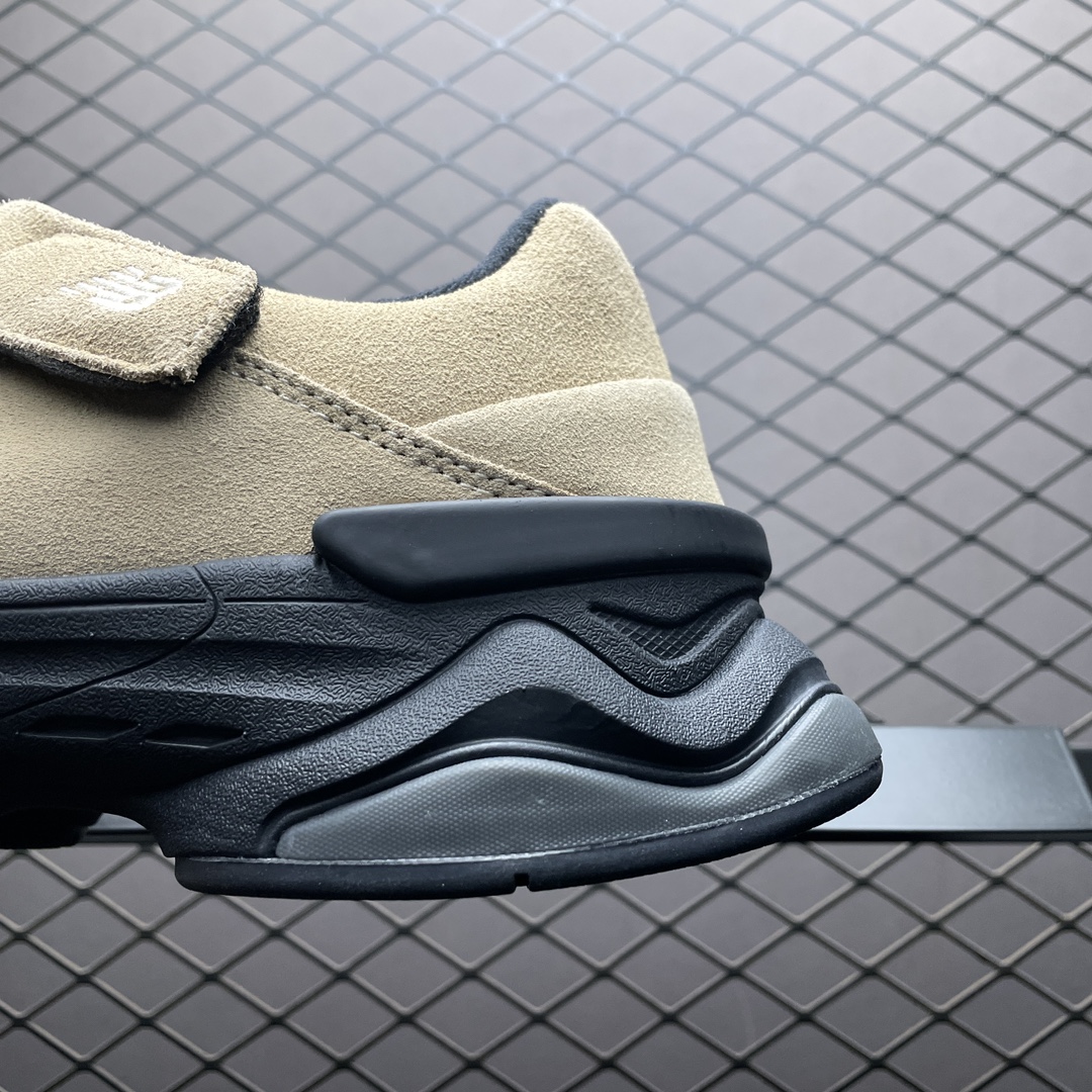 New Balance 8040 "Tan"(U8040UOG)