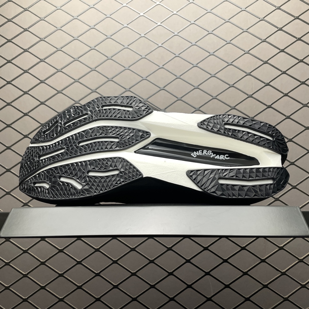 District Vision × New Balance Women's FuelCell Supercomp Elite V4 "Black"(WRCELDV4)