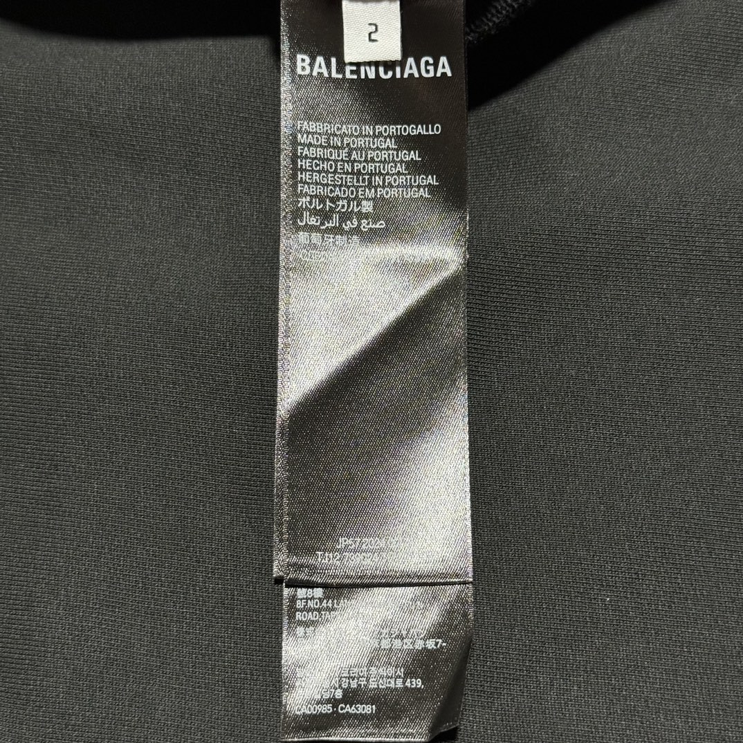 Balenciaga IB reflective lettering hoodie(739024TQVT81083）
