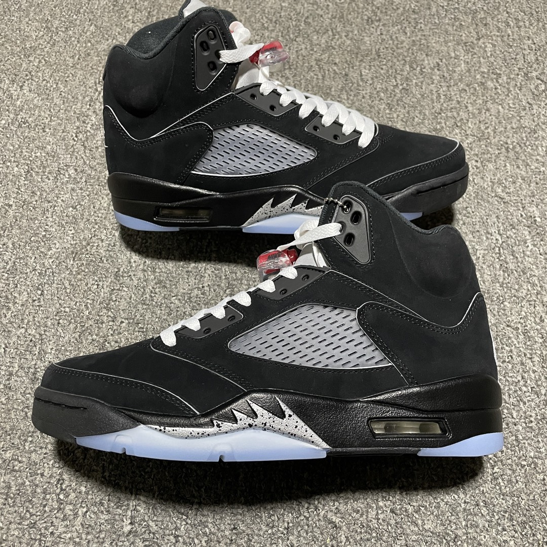 Nike Air Jordan 5 Retro OG "Black Metallic Reimagined" (HF3975-001)