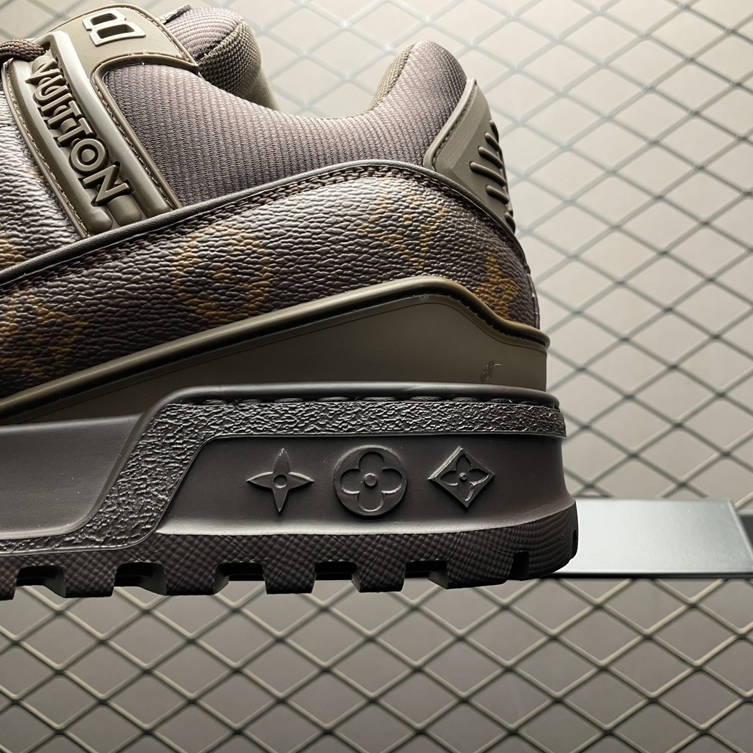 Louis Vuitton LV Trainer Maxi Sneaker "Ebene" (1AD7DT)