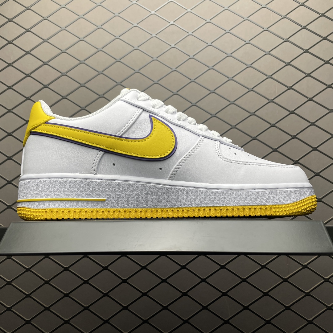Kobe Bryant × Nike Air Force 1 Low（FZ1151-100）