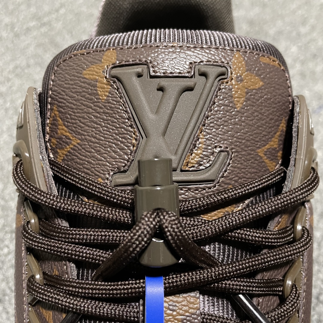 Louis Vuitton LV Trainer Maxi Sneaker "Ebene" (1AD7DT)
