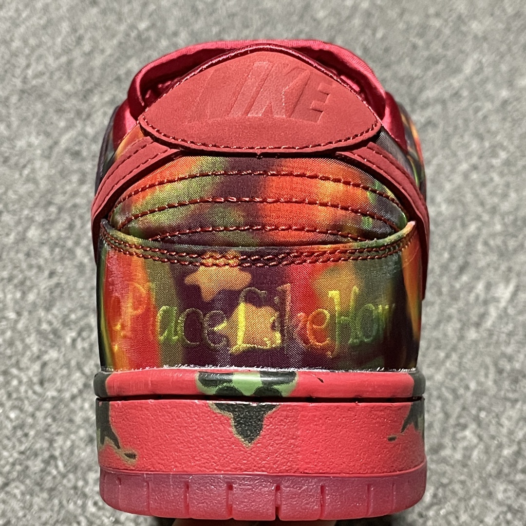 The Wizard of Oz × Nike SB Dunk Low "Ruby Slipper"（FZ1291-600）