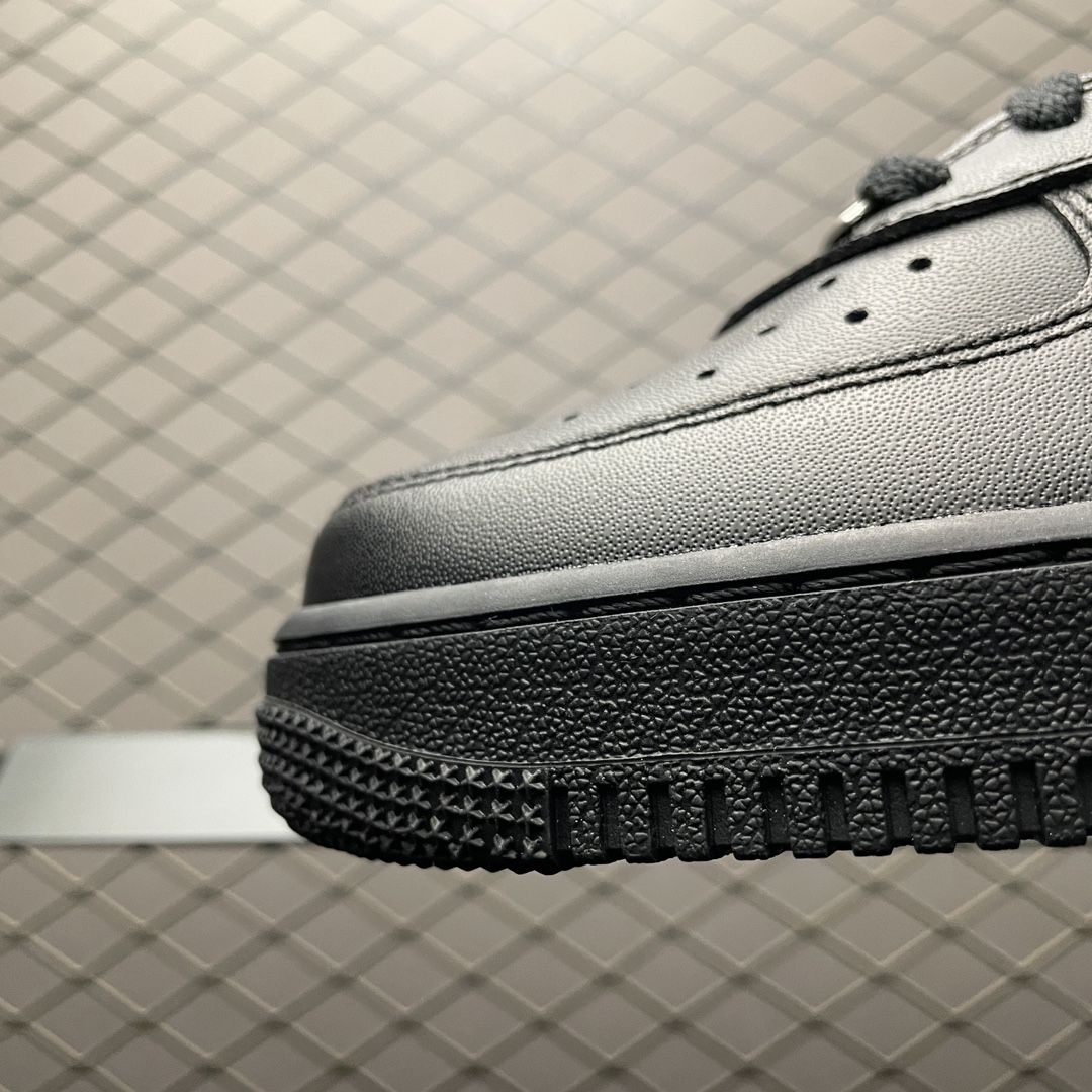 Supreme × Nike Air Force 1 Mid "Black" FW24（FZ8784-001）