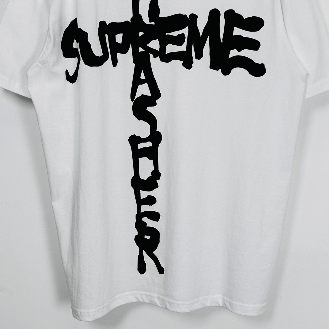 Supreme x Thrasher Cross Tee "White"（SUP-FW24-121-2）