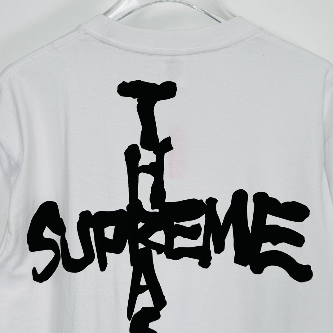 Supreme x Thrasher Cross Tee "White"（SUP-FW24-121-2）