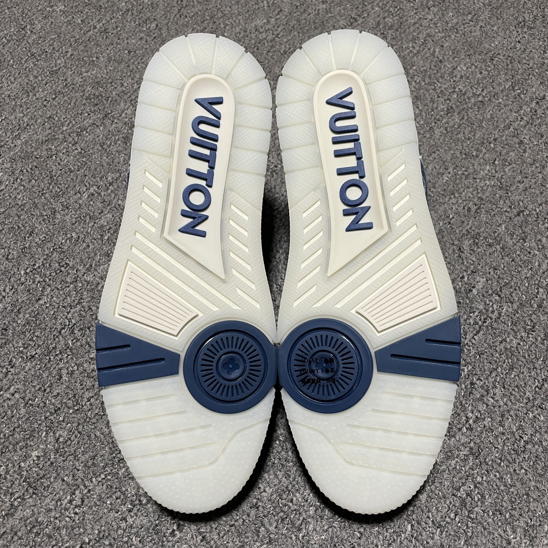 Louis Vuitton Trainer Maxi Line Sneakers LV(1ADHIT)