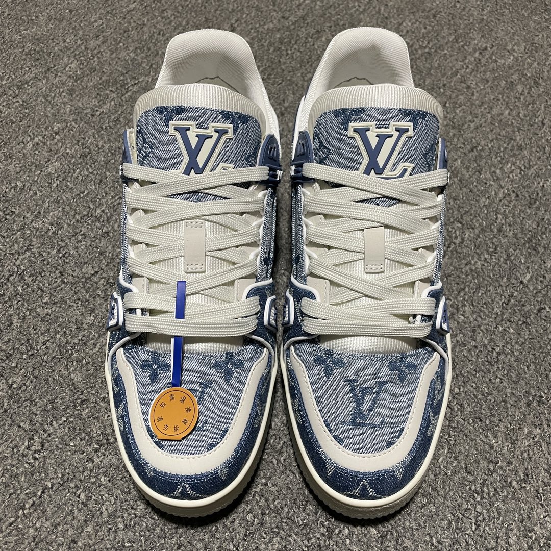 Louis Vuitton Trainer Maxi Line Sneakers LV(1ADHIT)