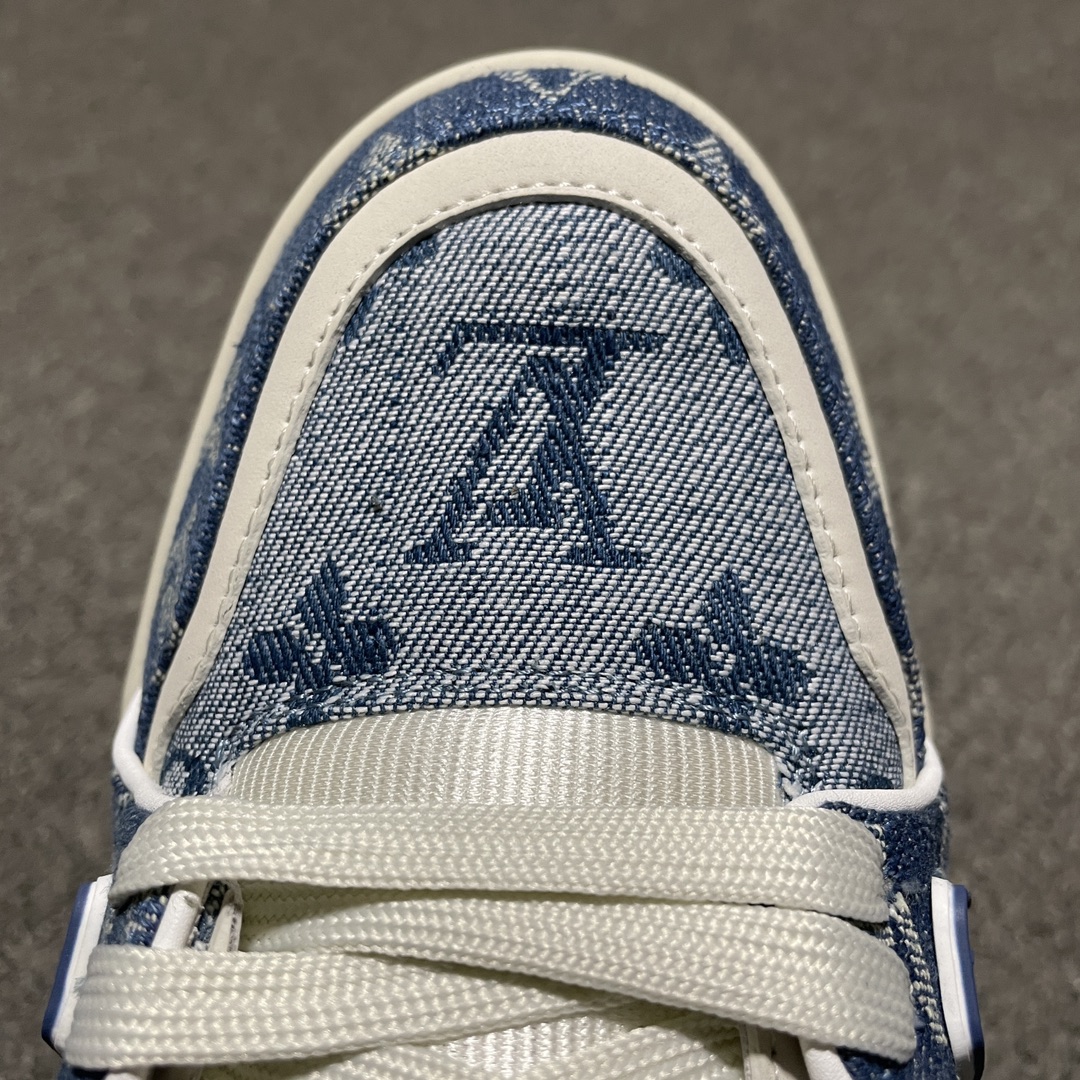 Louis Vuitton Trainer Maxi Line Sneakers LV(1ADHIT)