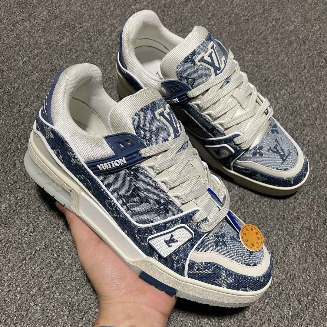 Louis Vuitton Trainer Maxi Line Sneakers LV(1ADHIT)