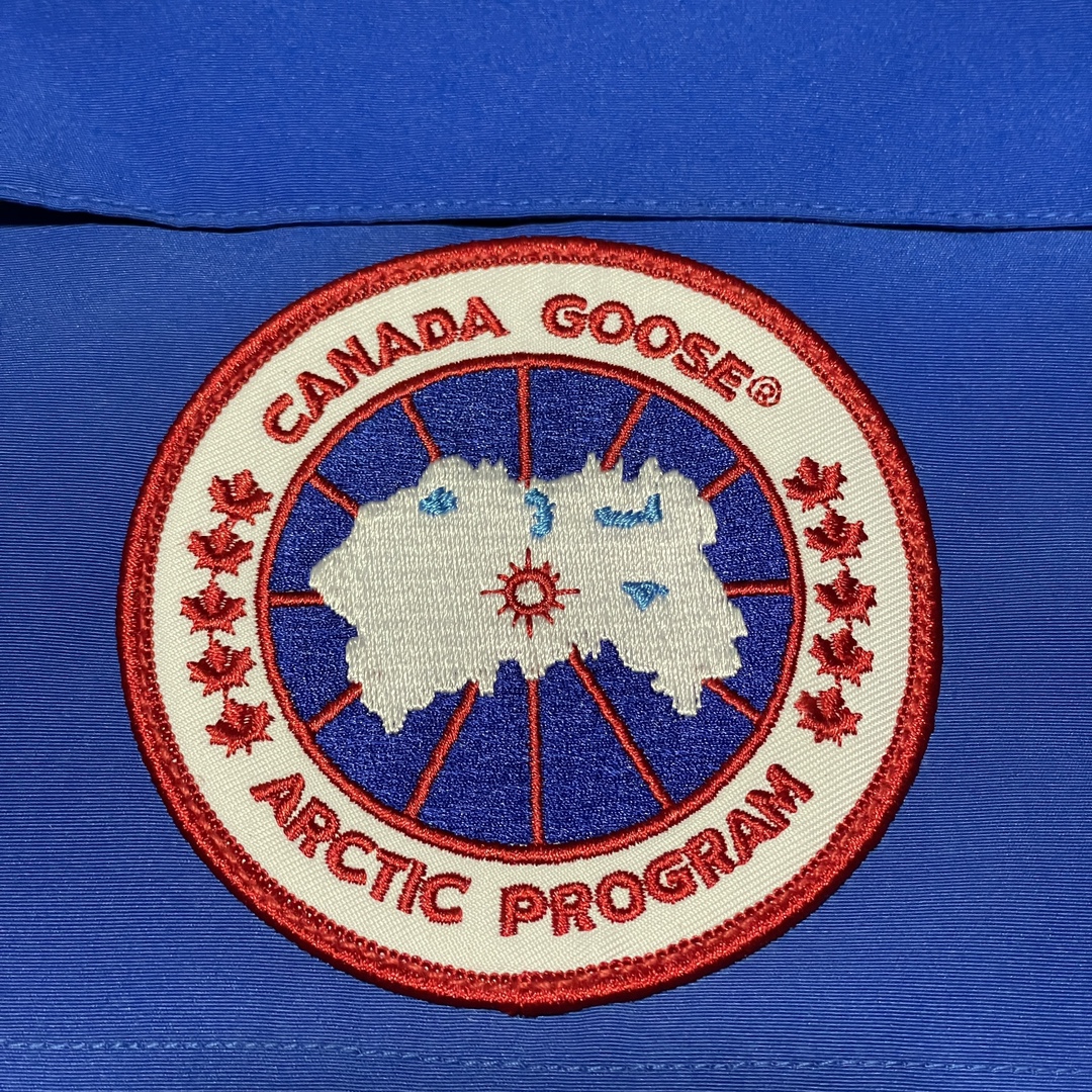 Canada Goose Expedition Series Hooded Fur Collar Parker Down Jacket（182574）