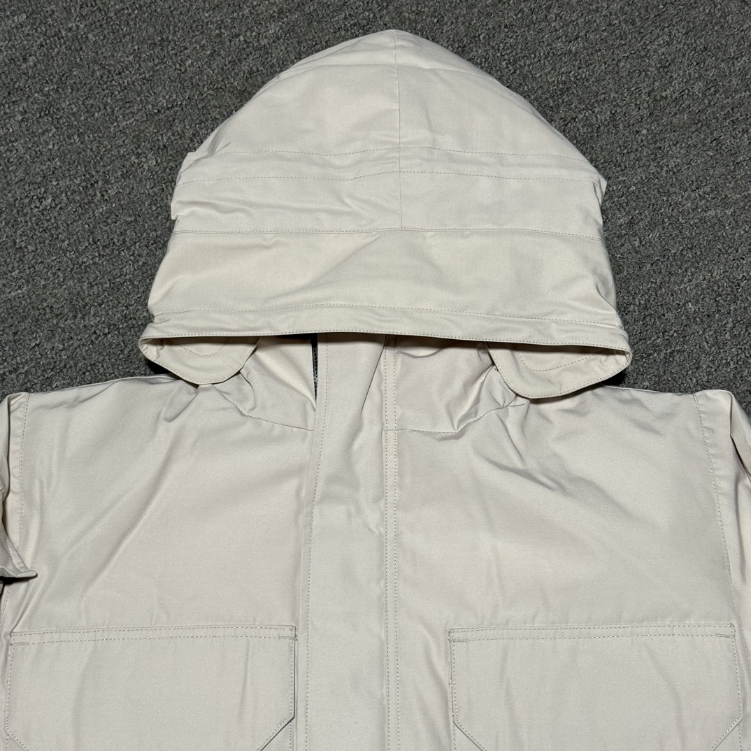 Canada Goose Expedition Series Hooded Fur Collar Parker Down Jacket（182572）