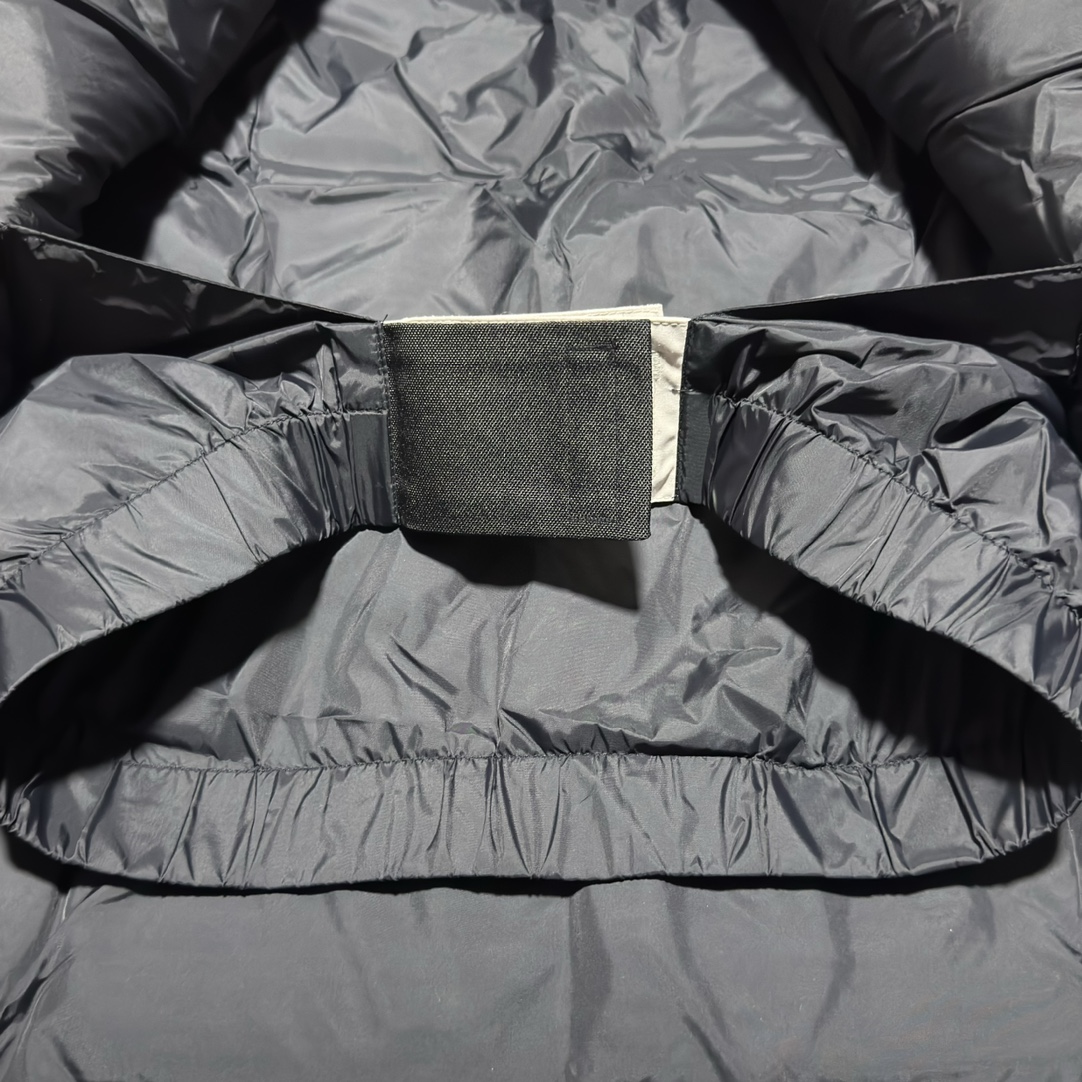 Canada Goose Expedition Series Hooded Fur Collar Parker Down Jacket（182572）