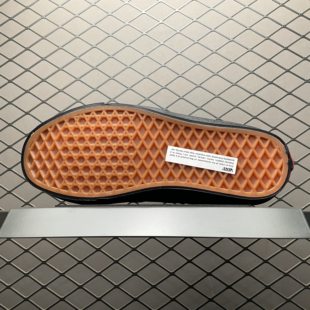 Supreme × Vans Half Cab "Black"（VN0A3QPH2YW）