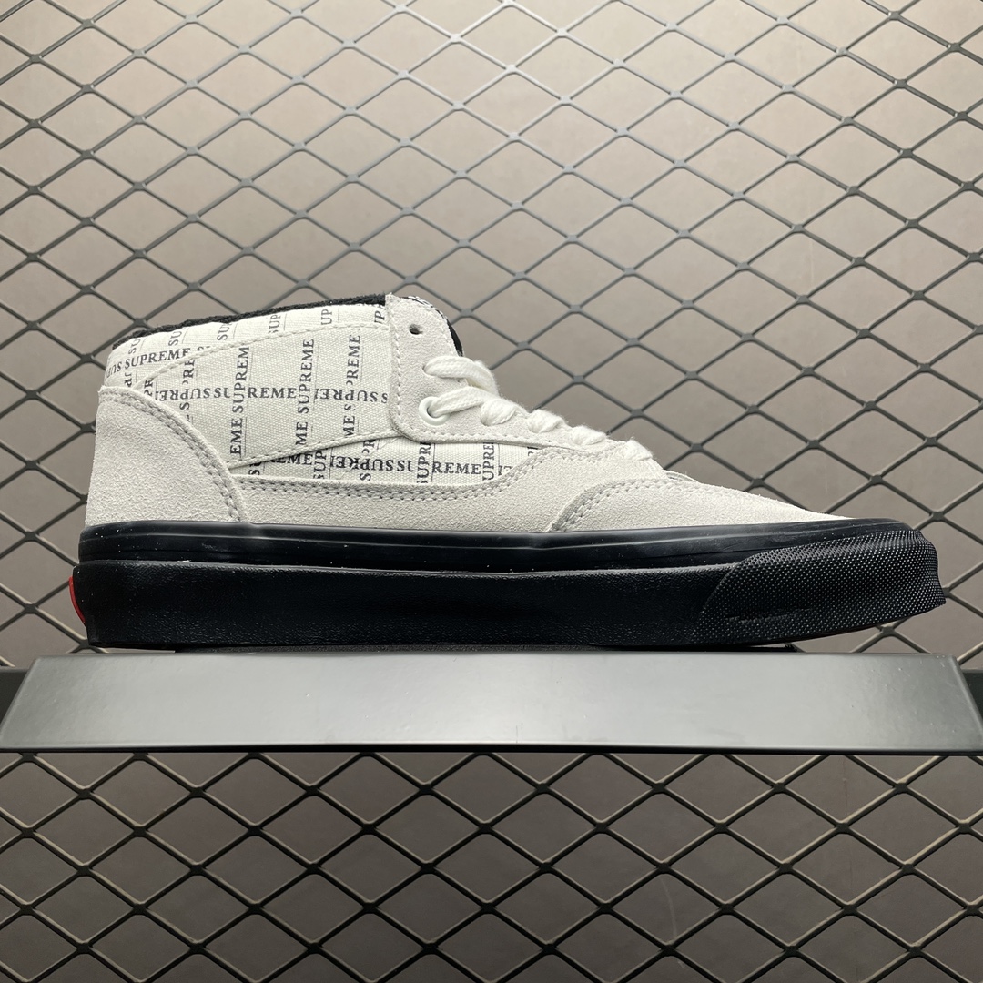 Supreme × Vans Half Cab "white"（VN0A3QPH2YV1）