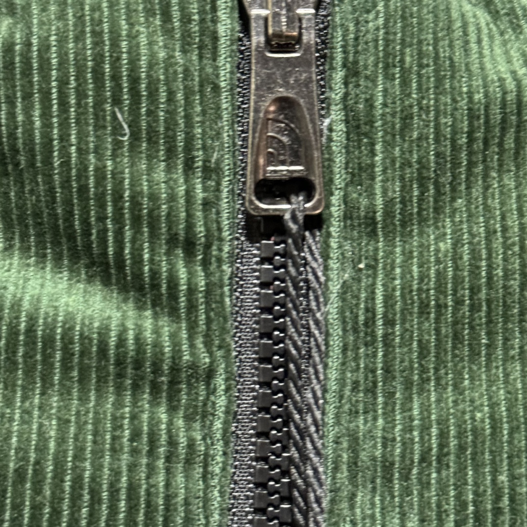 The North Face Black Versa Nuptse Down Jacket（NF0A84F7-JK3）