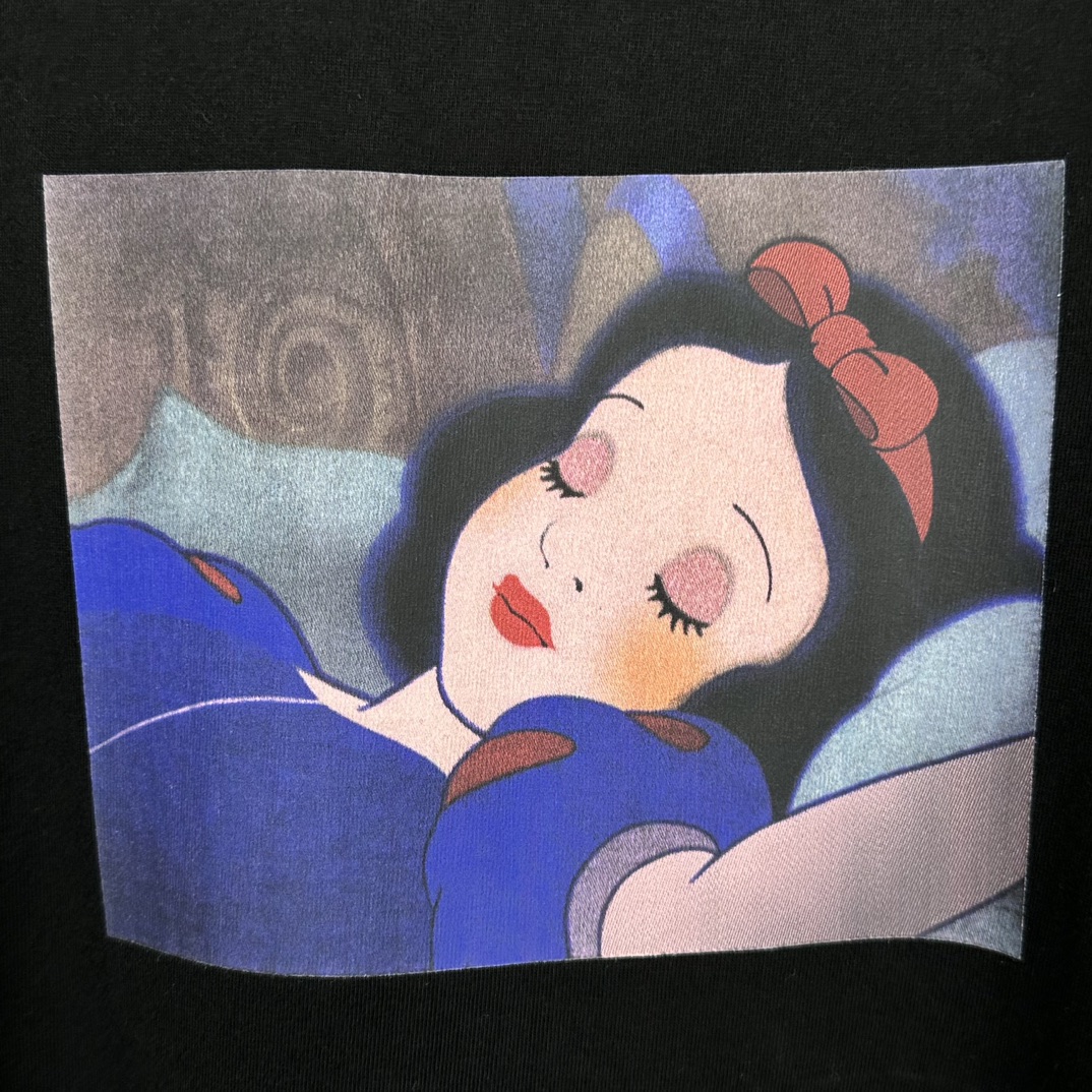 Supreme Snow White Tee (SUP-FW24-144）