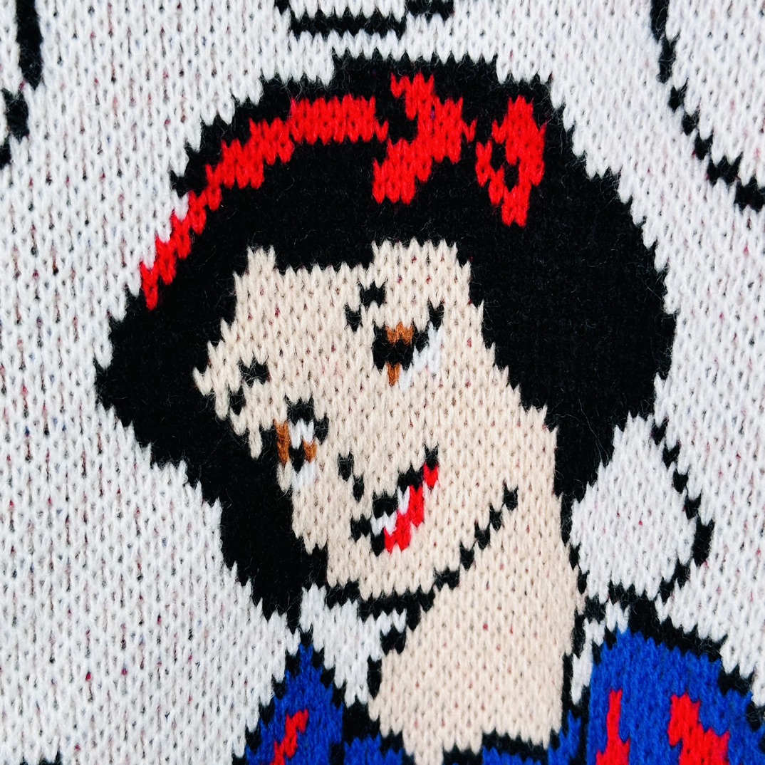 Supreme Snow White Sweater "White" (SUP-FW24-133）