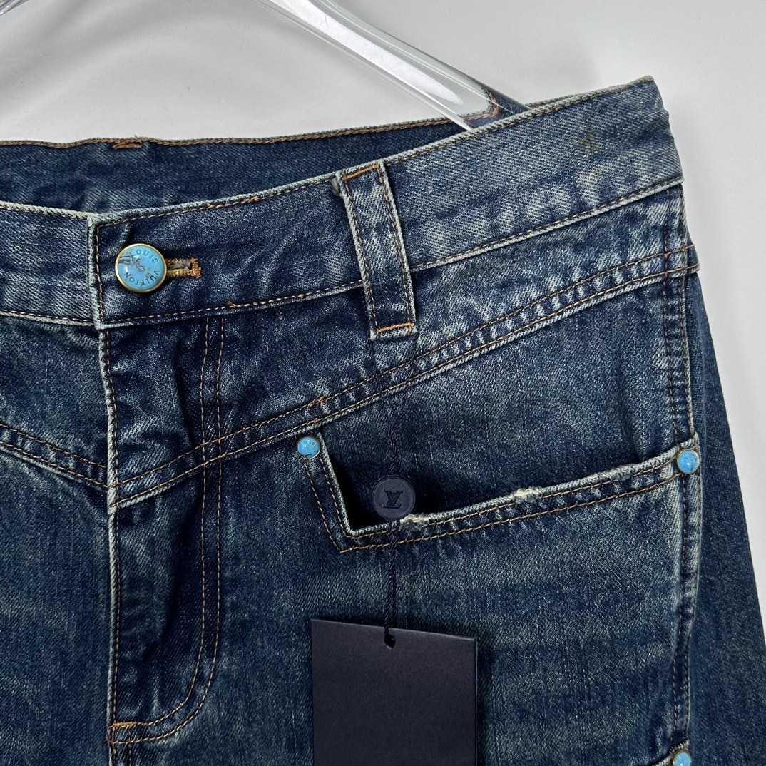 LOUIS VUITTON Washed denim workwear pants（1AFWYW）