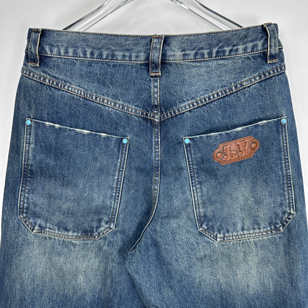 LOUIS VUITTON Washed denim workwear pants（1AFWYW）