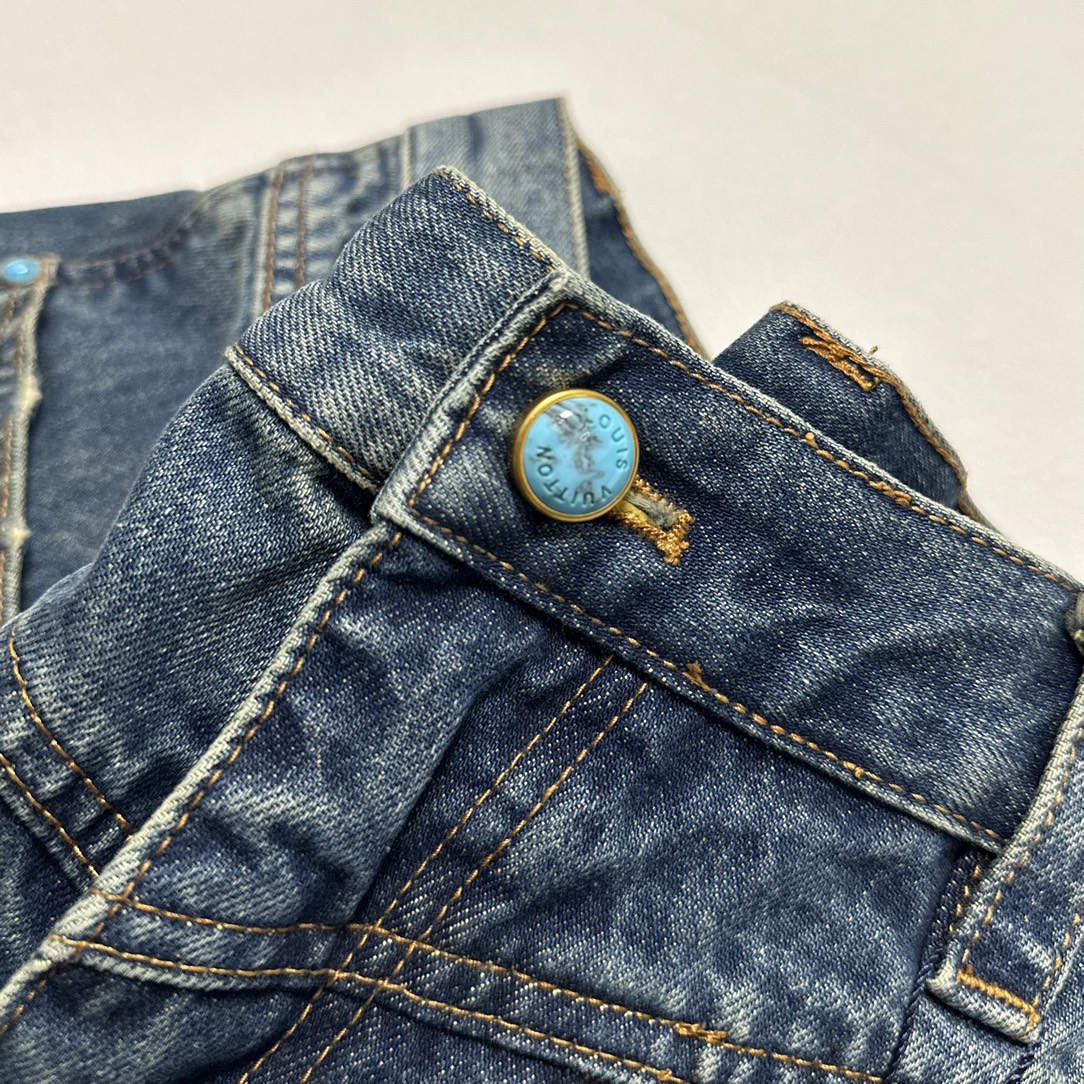 LOUIS VUITTON Washed denim workwear pants（1AFWYW）