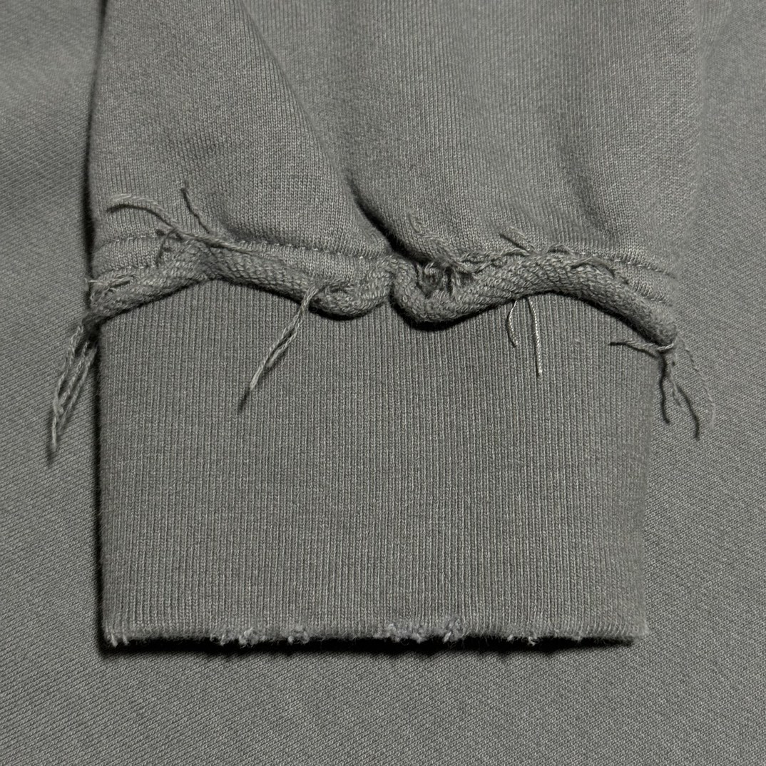 MIU MIU Sweatshirt Women's Iron Gray（MJL914-137J-F0627-S-231）