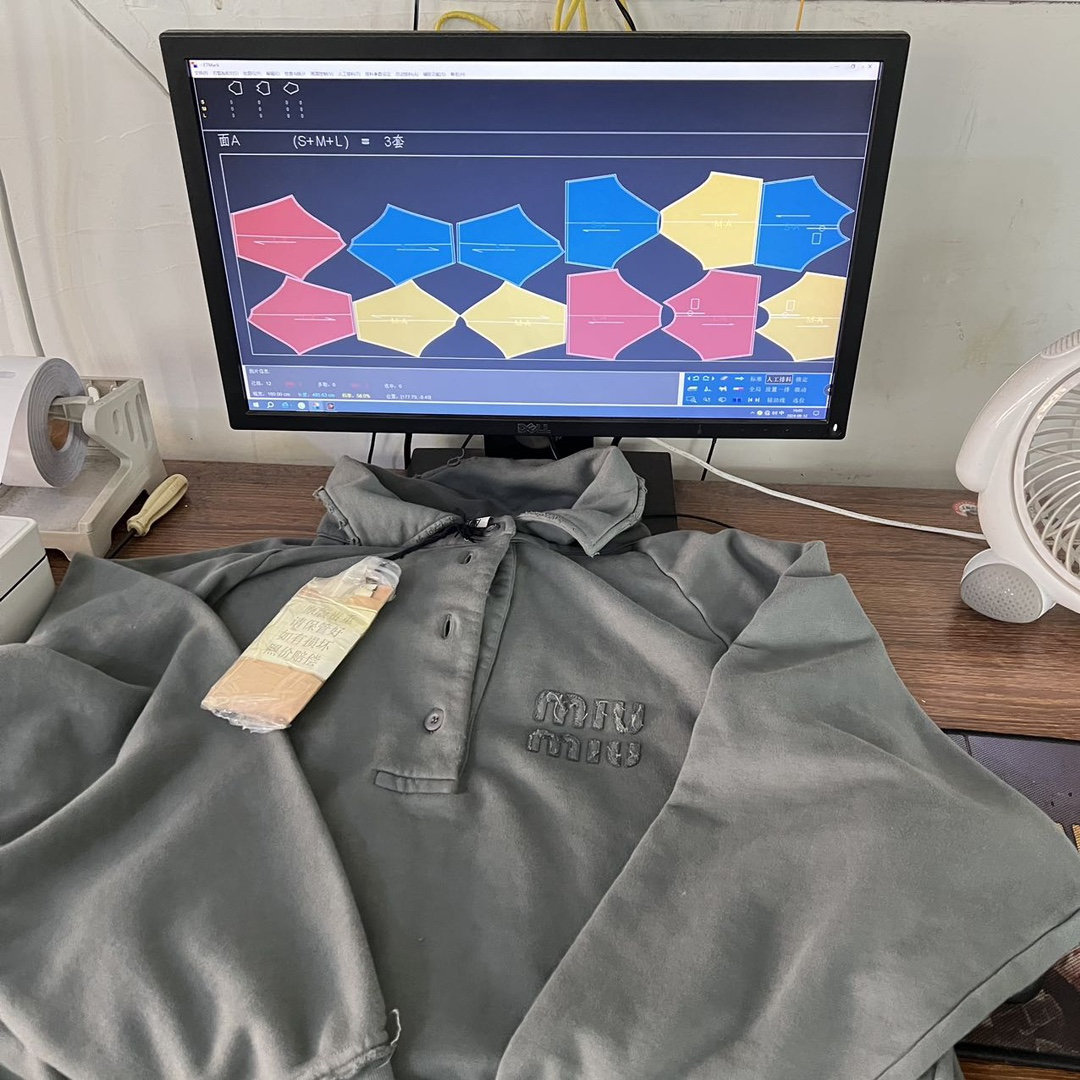 MIU MIU Sweatshirt Women's Iron Gray（MJL914-137J-F0627-S-231）