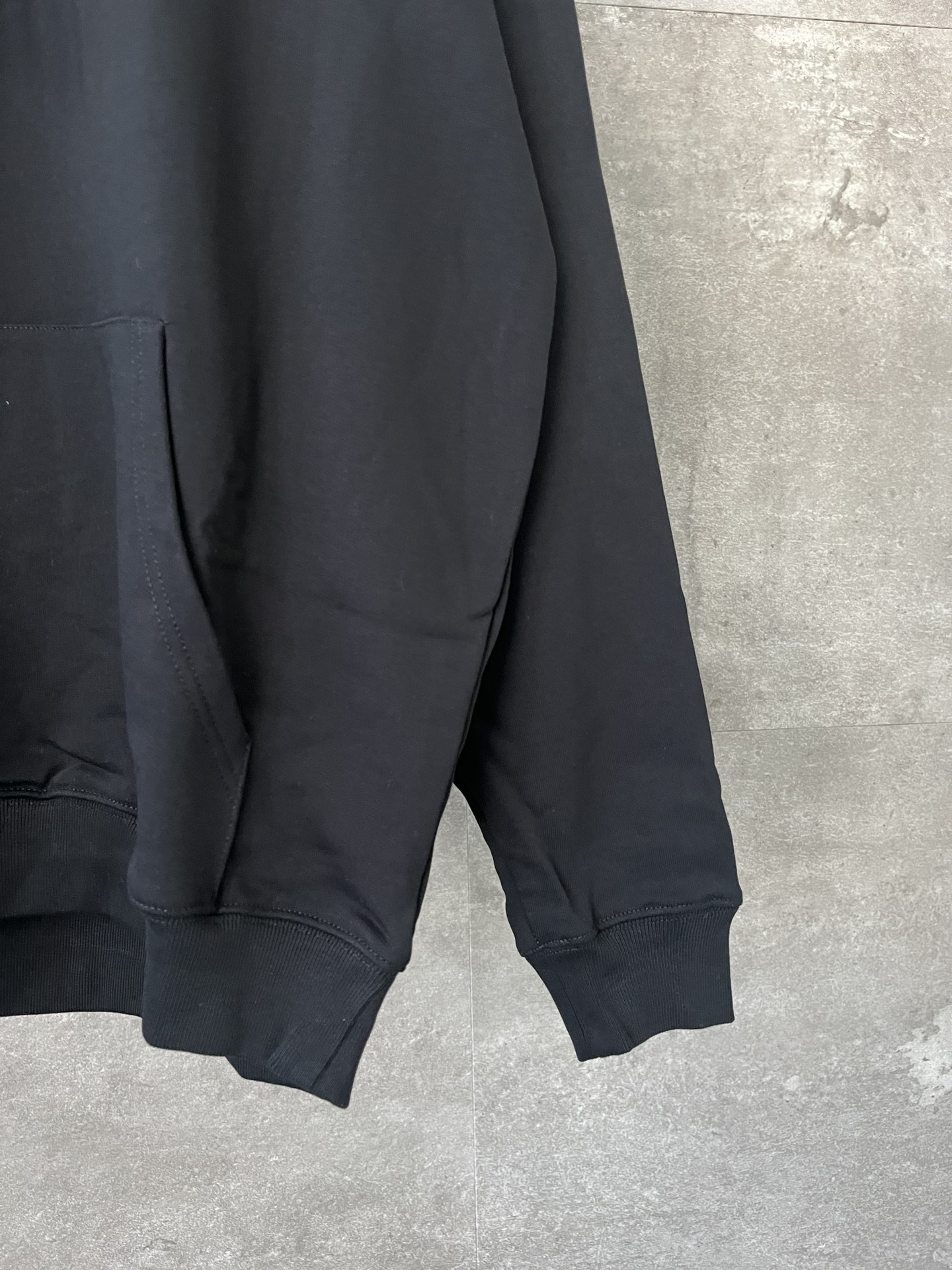 Balenciaga Loose hooded Long Sleeves Hoodie Black (570792TEV191000）