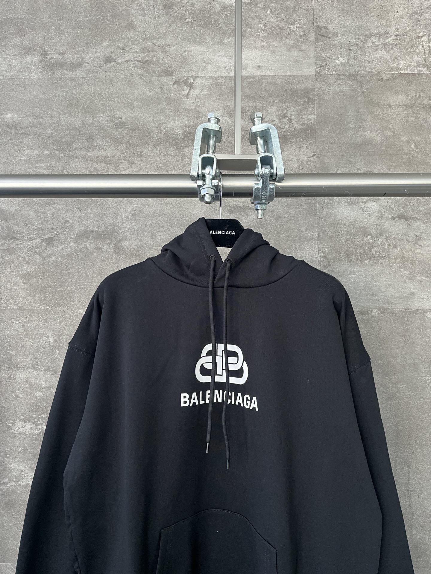 Balenciaga Loose hooded Long Sleeves Hoodie Black (570792TEV191000）