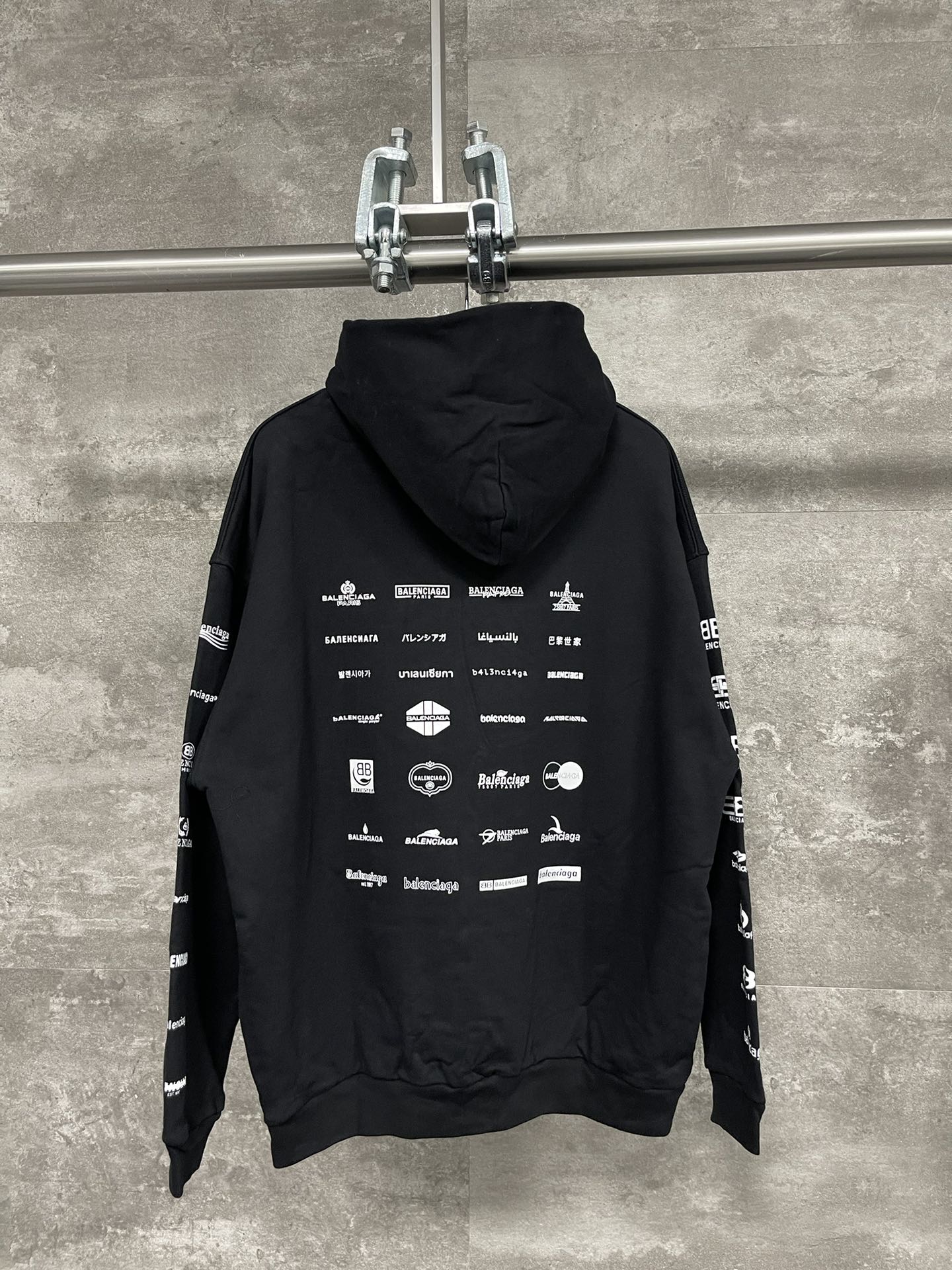 Balenciaga Archives Logos Hoodie (726241TNVQ81070）