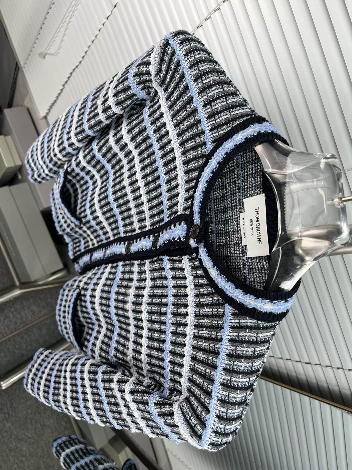 THOM BROWNE Cotton Linen Tweed Jacquard Cardigan (FKC582A-Y9032-415）