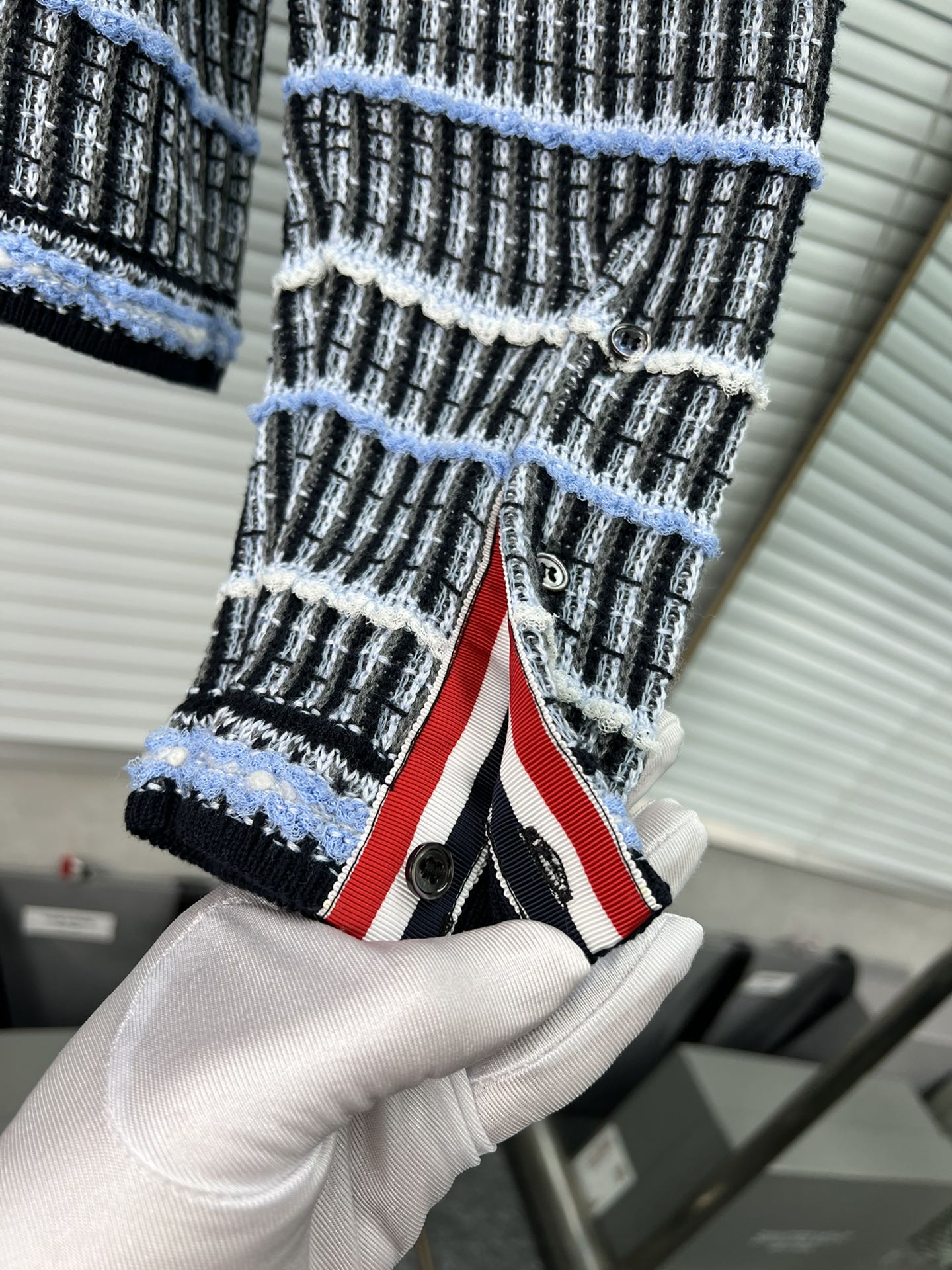 THOM BROWNE Cotton Linen Tweed Jacquard Cardigan (FKC582A-Y9032-415）