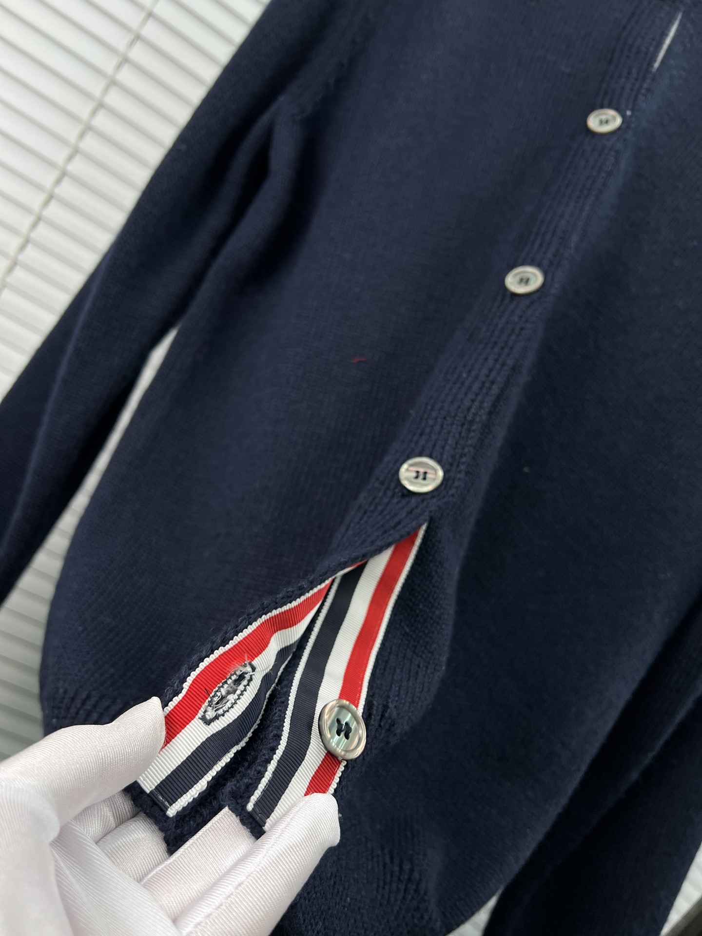 THOM BROWNE Rose Icon Cardigan (FKC585A-Y1030-415）