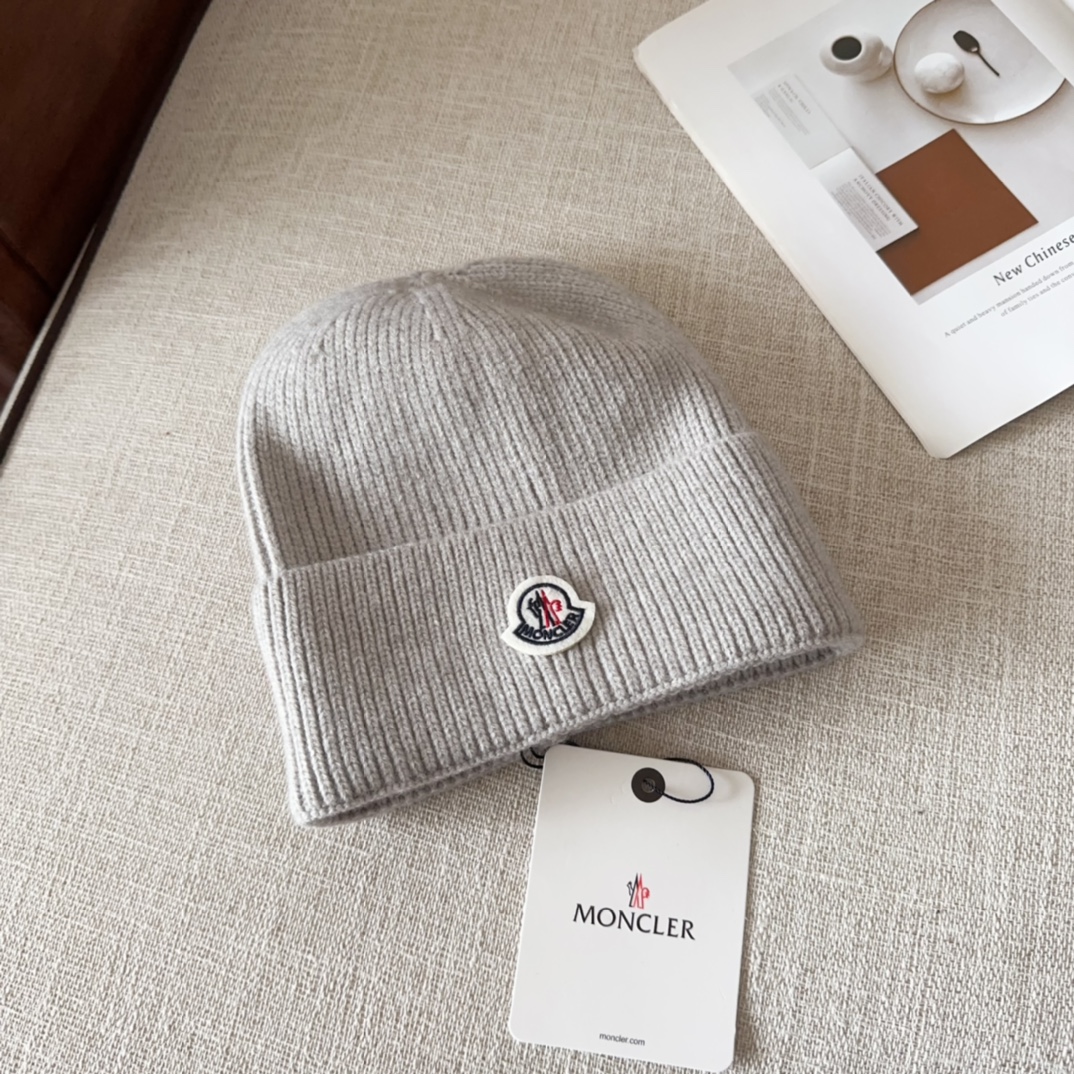 MONCLER Ribbed Knit Wool Beanie（3B00063M1900750）ウール（7色展開）