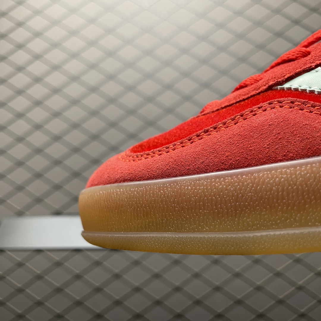 adidas Originals Women's Gazelle Indoor "Better Scarlet/Hazy Green/Gum"（IG6786 ）