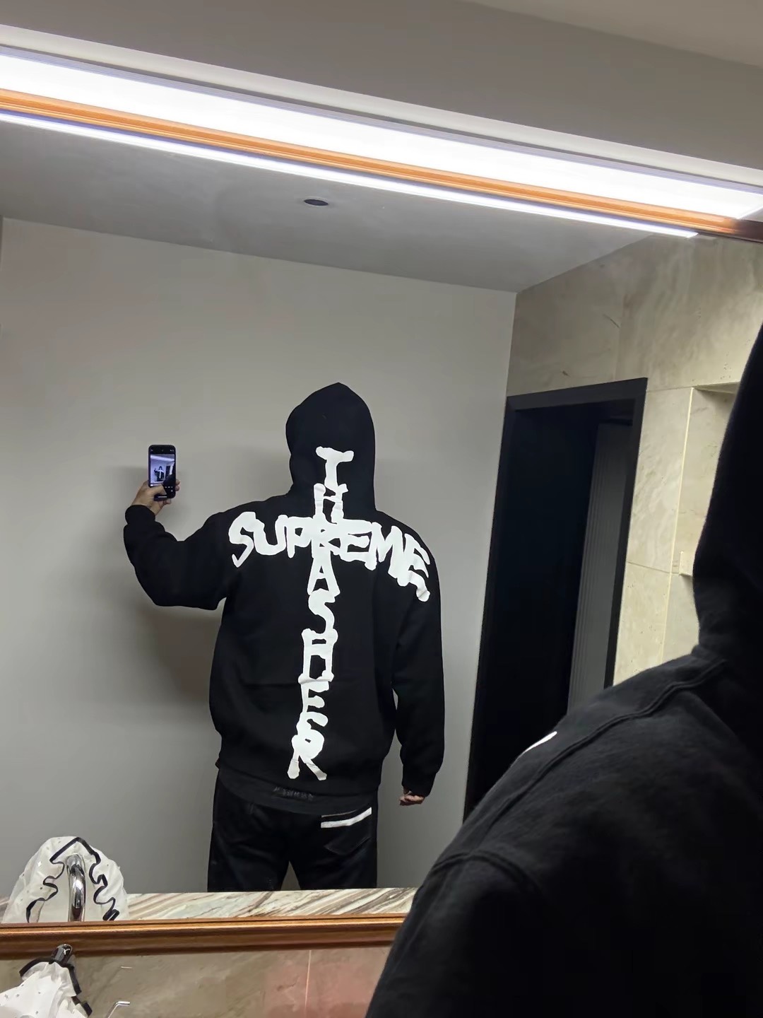 Supreme x Thrasher Zip Up Hooded Sweatshirt "Stone"（SUP-FW24-119）