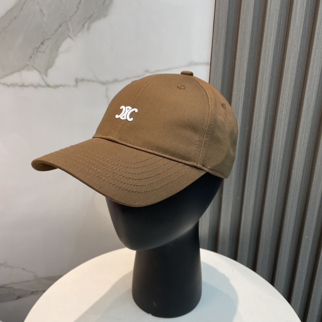 CELINE Triomphe Baseball Cap（AA01C234X）