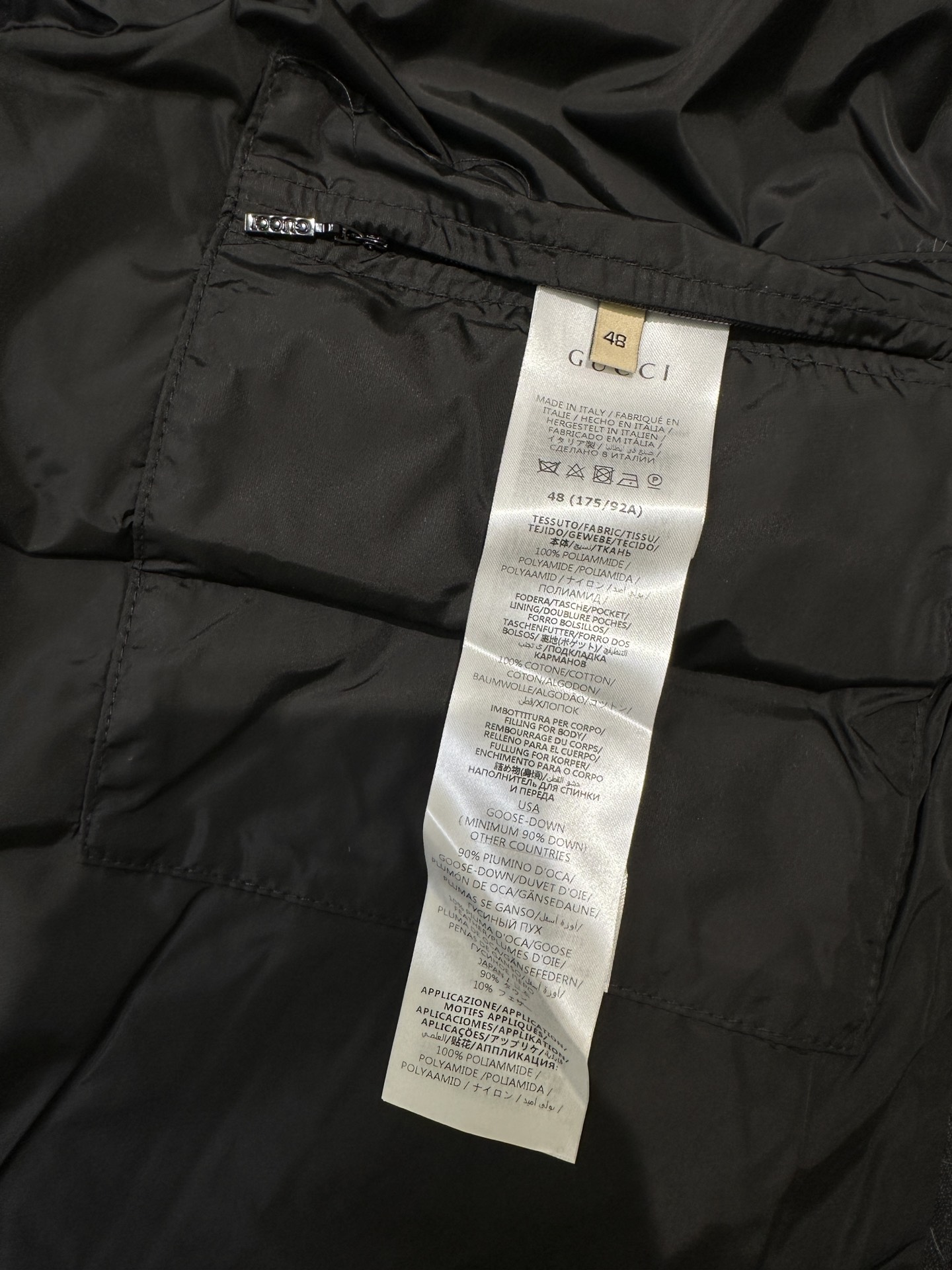 GUCCI DOWN JACKETS（715519-Z8A50-1043）