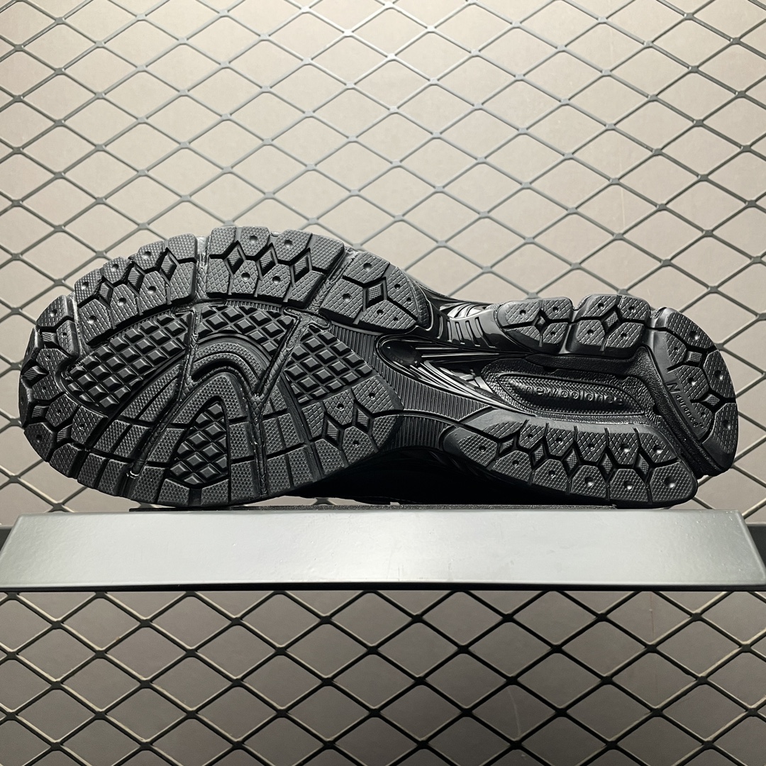 The Basement × New Balance 1906R "Black/Silver"(M1906RBS)