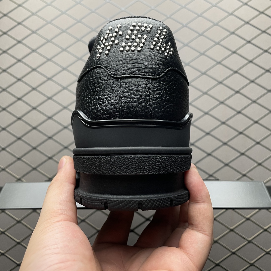 Louis Vuitton Trainer Maxi Line Sneakers LV(1ADDCF)