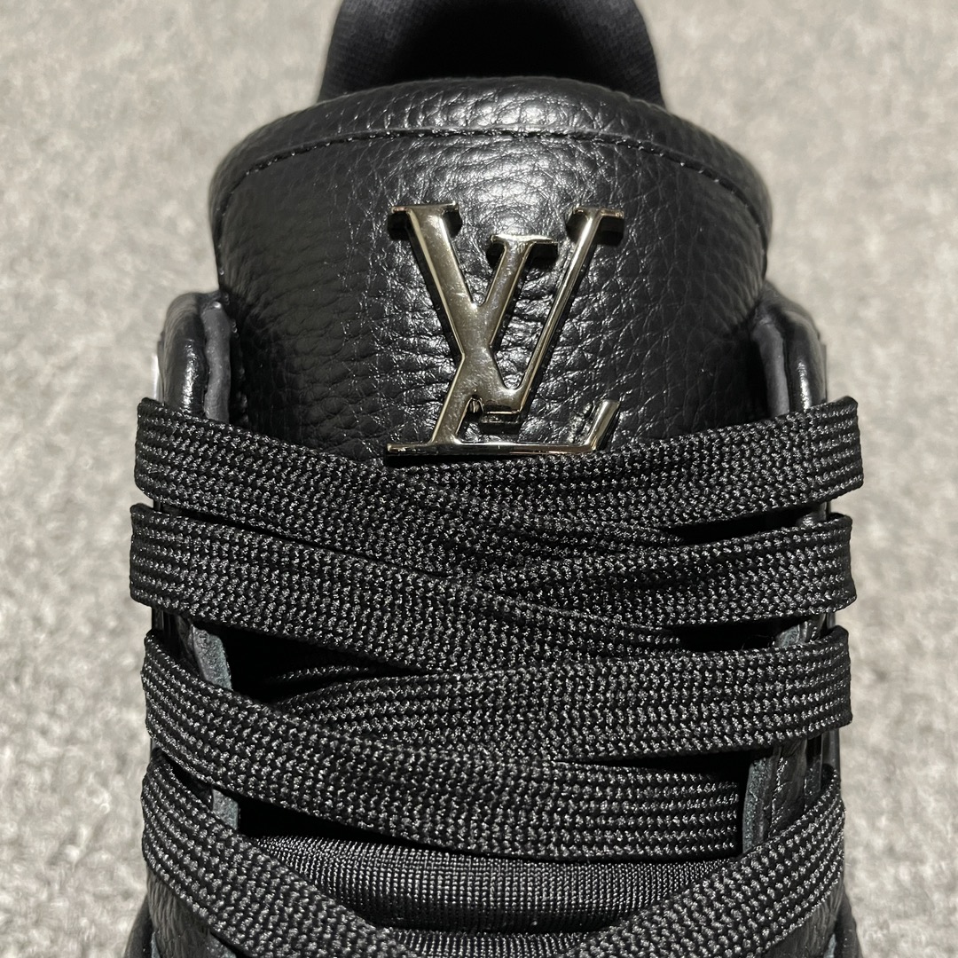 Louis Vuitton Trainer Maxi Line Sneakers LV(1ADDCF)